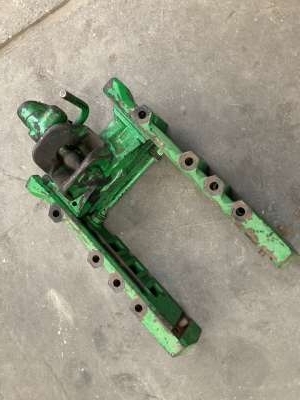 Attache arrière John Deere Rockinger